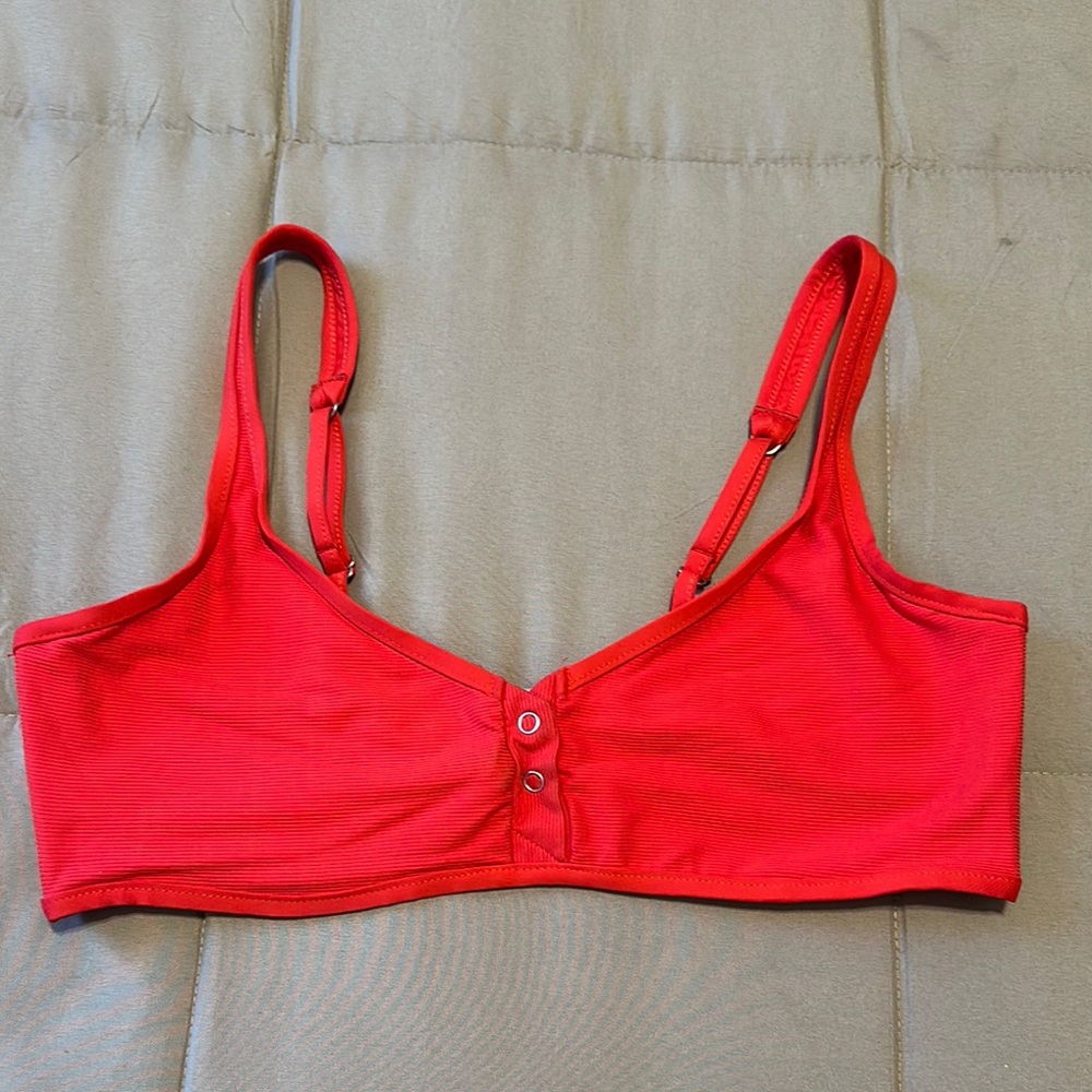 New Tavik Red Scoop Neck Bra with Adjustable Straps Size XL